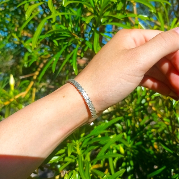 Sterling Silver Navajo Bracelet - Picture 3 of 6